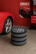 Okrągła pufa dekoracyjna, Bertoni, nadruk Tyres – do salonu, do pokoju dziecka, walec 40cm, elegancka, zamek błyskawiczny, zdejmowany pokrowiec - 8